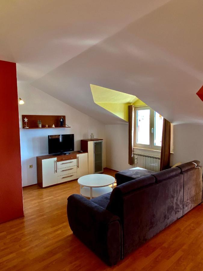 Zeljak Apartments Vodice Exterior foto