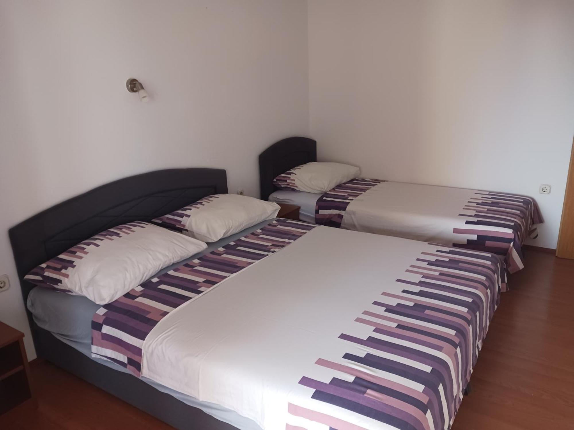 Zeljak Apartments Vodice Quarto foto