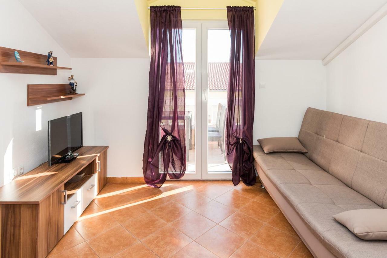 Zeljak Apartments Vodice Exterior foto